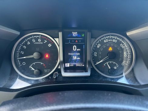 Used 2022 Toyota Tacoma SR5 image 23