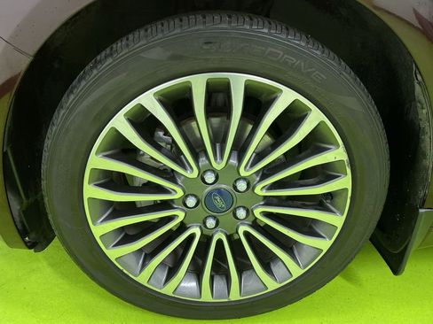 Used 2017 Ford Fusion Titanium image 15