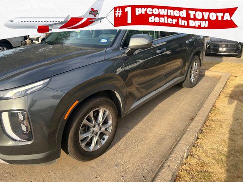 Used 2021 Hyundai Palisade SE FWD image 1