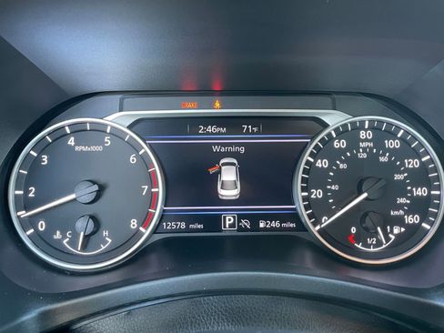 Used 2025 Nissan Sentra SV image 39