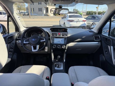 Used 2017 Subaru Forester 2.5i Premium w/ All-Weather Package AWD/4WD image 23