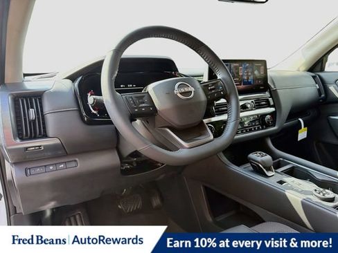 New 2026 Nissan Pathfinder SL AWD/4WD image 7
