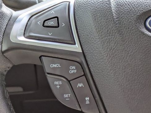 Used 2022 Ford Edge Titanium w/ Equipment Group 301A image 25