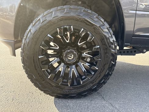 Used 2023 RAM 3500 Laramie image 12