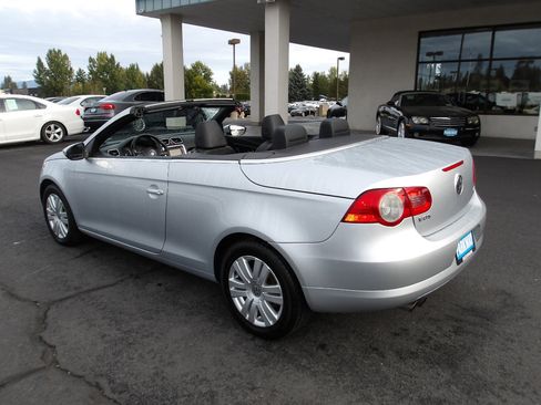 Used 2010 Volkswagen Eos Komfort image 11