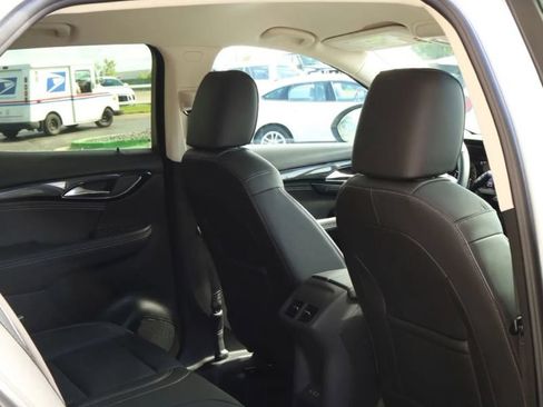 Used 2023 Buick Envision Essence AWD/4WD image 42