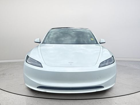 Used 2025 Tesla Model 3 Long Range RWD image 3