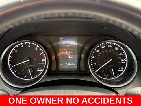 Used 2024 Toyota Camry SE FWD image 18