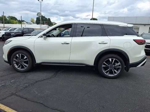 Used 2024 INFINITI QX60 Luxe w/ Vision Package AWD/4WD image 2