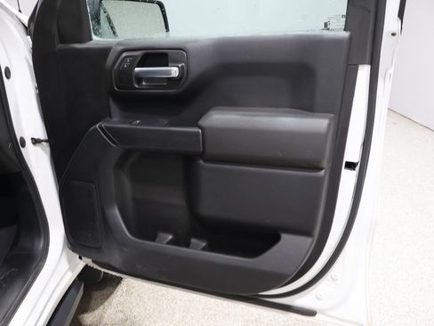 Used 2023 Chevrolet Silverado 1500 Custom image 24