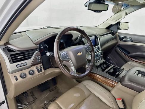 Used 2020 Chevrolet Tahoe Premier AWD/4WD image 9
