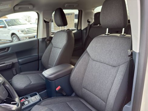 New 2025 Ford Maverick XLT w/ XLT Luxury Package AWD/4WD image 15