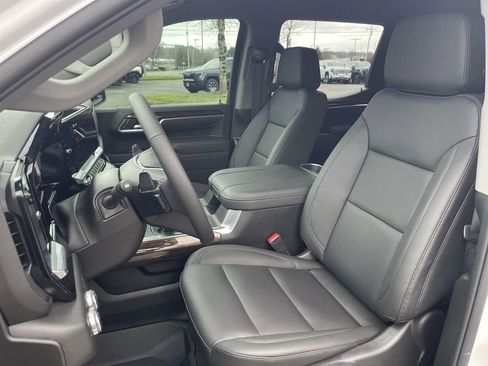 New 2026 GMC Sierra 1500 Elevation w/ Elevation Premium Package AWD/4WD image 19