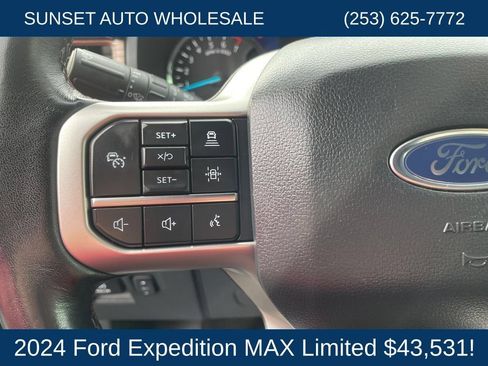 Used 2024 Ford Expedition Max Limited AWD/4WD image 40