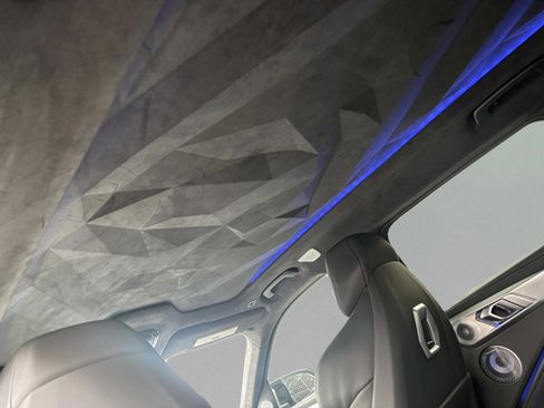 Used 2024 BMW XM image 26