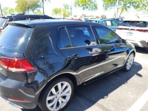 Used 2019 Volkswagen Golf SE w/ Driver Assistance Package image 3