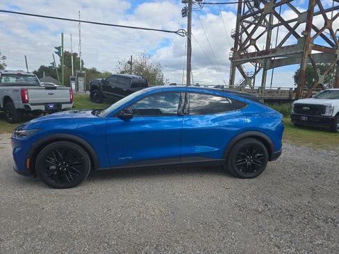 Used 2025 Ford Mustang Mach-E Select w/ Comfort Package Lite image 4