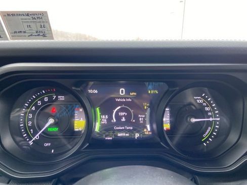 Used 2024 Jeep Wrangler High Altitude image 13