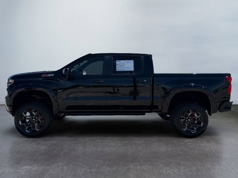 Used 2022 Chevrolet Silverado 1500 RST w/ Safety Package AWD/4WD image 6