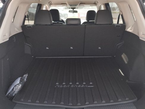 New 2026 Nissan Rogue SV AWD/4WD image 9