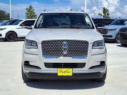 Certified 2022 Lincoln Navigator Reserve RWD image 6