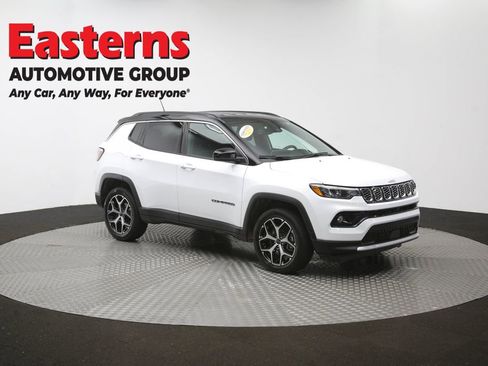 Used 2025 Jeep Compass Limited AWD/4WD image 49