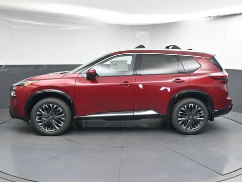 New 2026 Nissan Rogue Platinum w/ Platinum Premium Package image 5