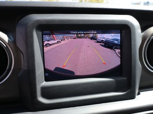 Used 2022 Jeep Wrangler Unlimited Sport image 22