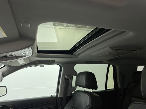 Used 2018 Chevrolet Tahoe Premier image 13