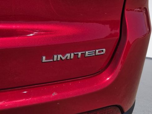 Used 2025 Jeep Compass Limited AWD/4WD image 8