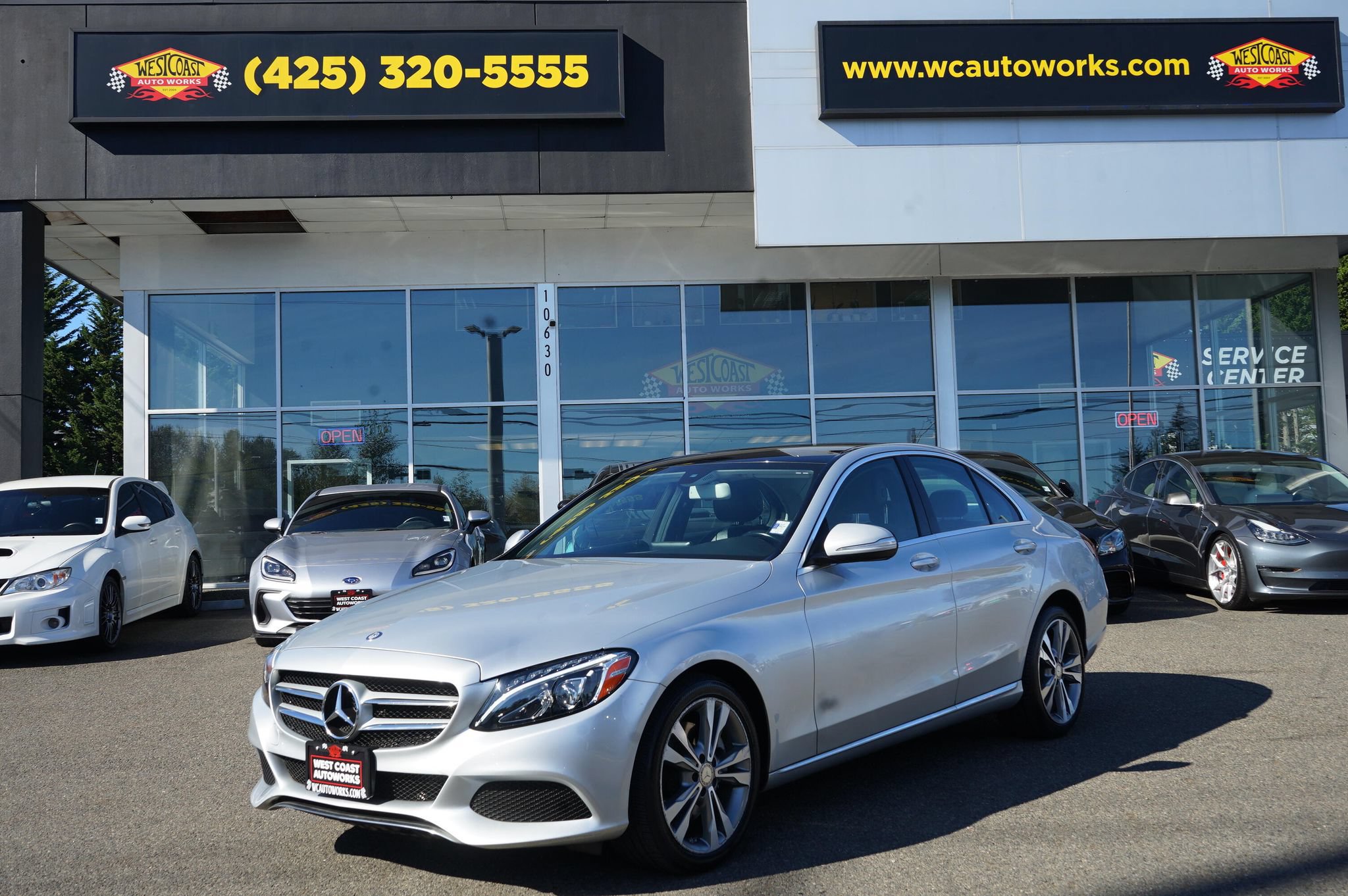 Used 2015 Mercedes-Benz C 300 4MATIC Sedan image 1
