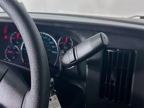Used 2024 Chevrolet Express 2500 image 16