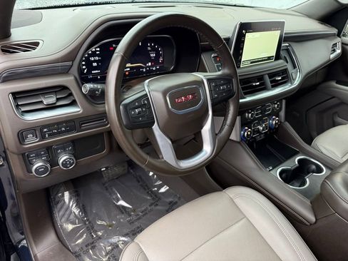 Used 2024 GMC Yukon SLT image 15