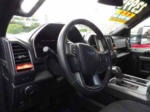 Used 2018 Ford F150 XLT w/ Equipment Group 302A Luxury AWD/4WD image 5