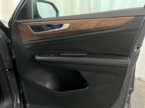 New 2026 Volkswagen Atlas SE image 11