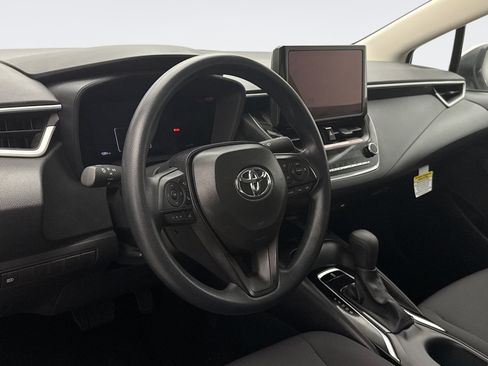 Used 2026 Toyota Corolla LE w/ LE Premium Package FWD image 7