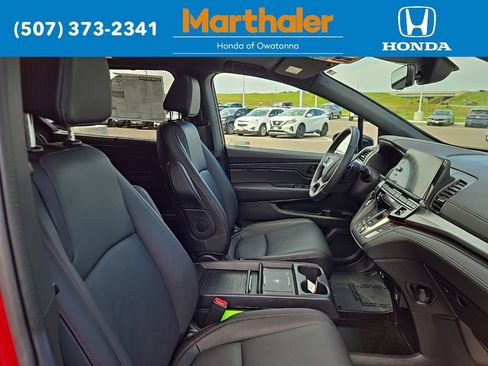 Used 2026 Honda Odyssey Sport-L image 19