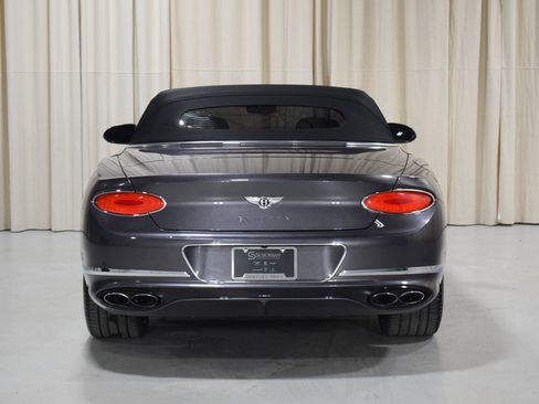 Certified 2022 Bentley Continental GT image 13