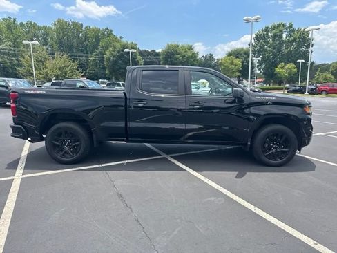 Used 2024 Chevrolet Silverado 1500 Custom AWD/4WD image 2