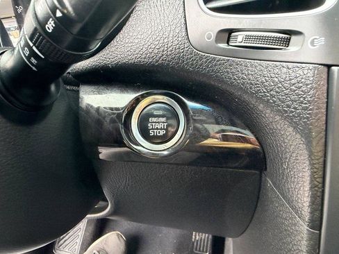 Used 2014 Kia Sorento SX FWD image 36