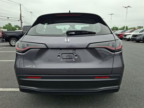 Certified 2024 Honda HR-V LX image 6