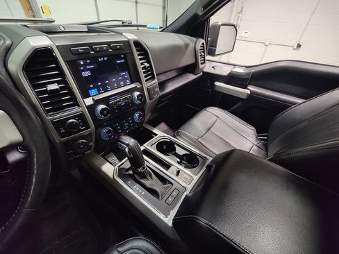 Used 2018 Ford F150 Lariat w/ Equipment Group 502A Luxury AWD/4WD image 39