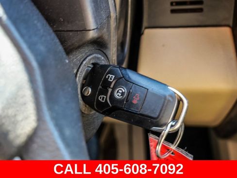 Used 2021 Ford F250 Lariat w/ Lariat Value Package AWD/4WD image 31