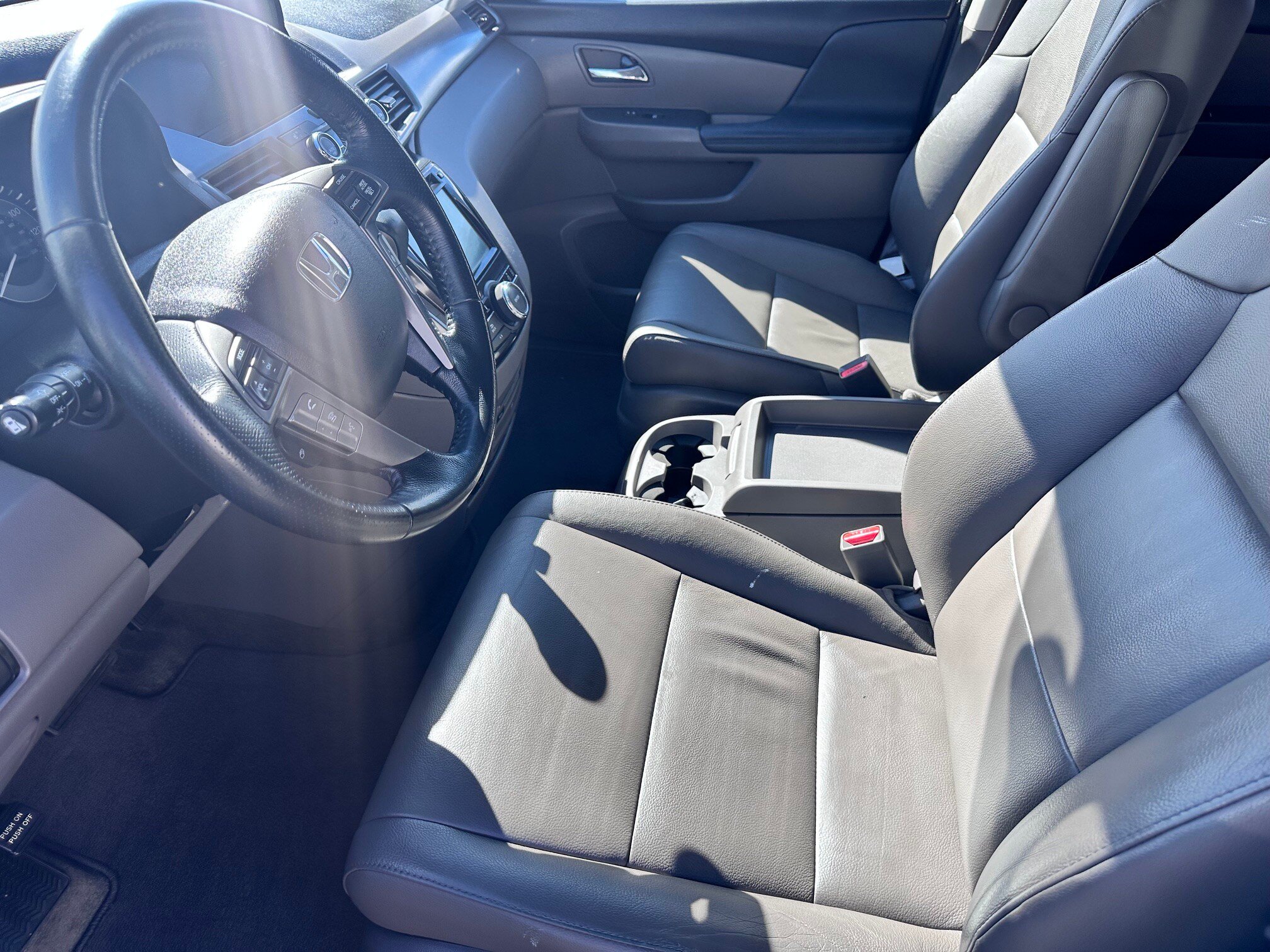 Used 2016 Honda Odyssey Touring image 5