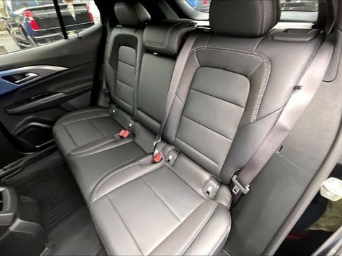 New 2026 Chevrolet Equinox EV LT image 10