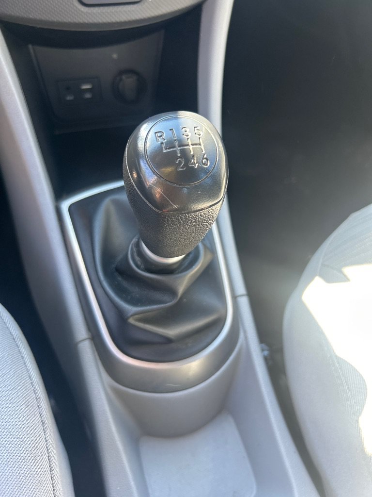 Used 2017 Hyundai Accent SE FWD image 12