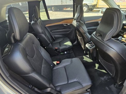 Certified 2025 Volvo XC90 B6 Plus w/ Protection Package image 10