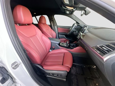 Certified 2024 BMW X4 M40i w/ Premium Package image 30