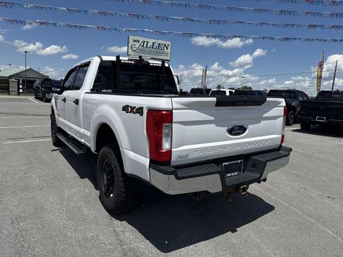 Used 2018 Ford F250 XLT AWD/4WD image 12