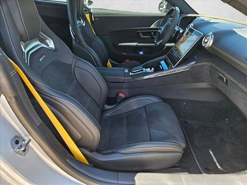 Used 2025 Mercedes-Benz AMG GT 63 image 17